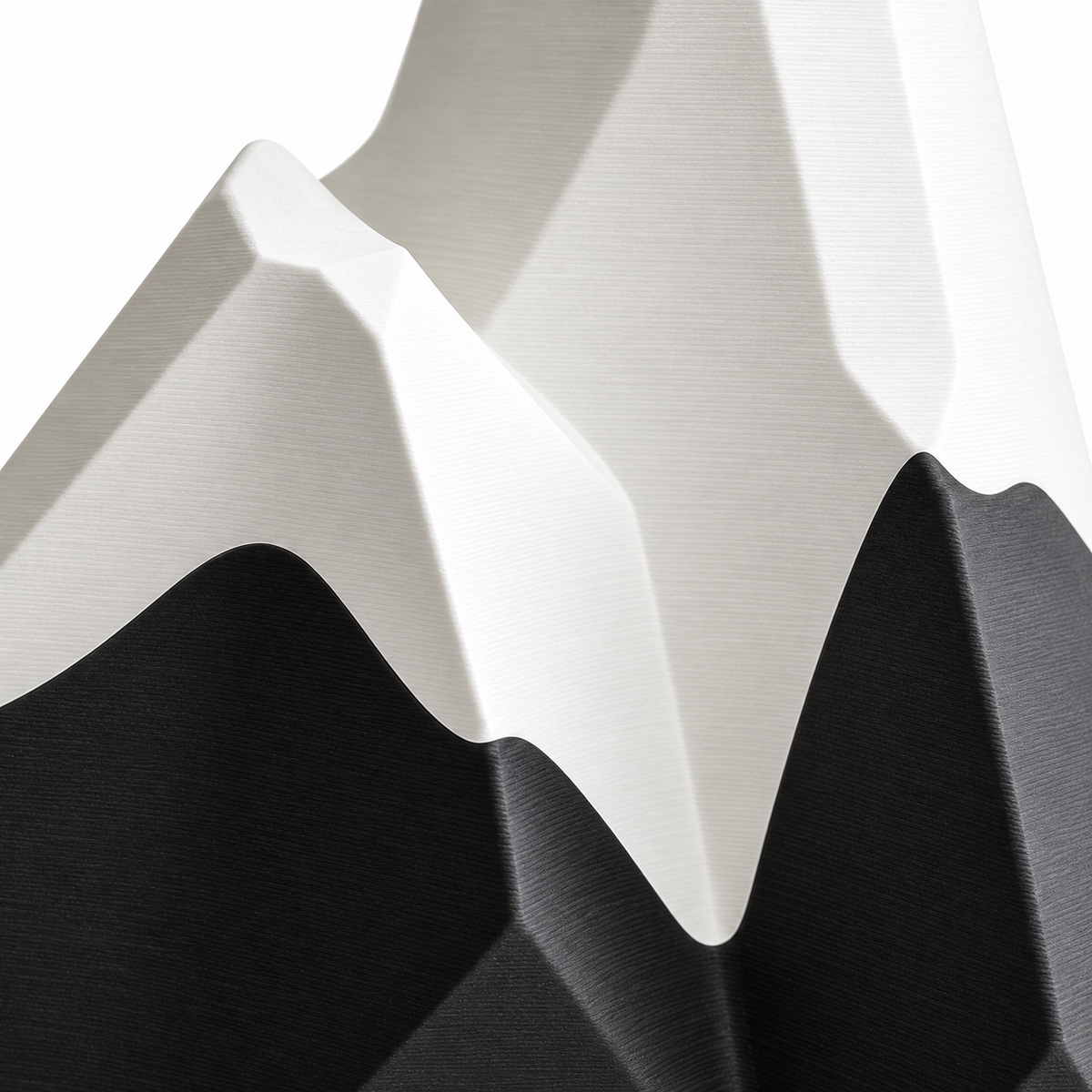Alpine Peaks Vase – texture detail